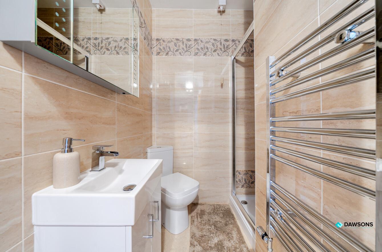 Llandafen Road, Llanelli, SA14 9BD